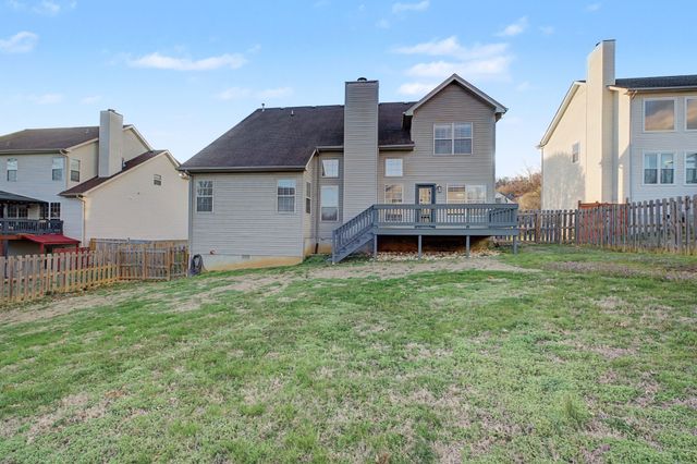 121 Rose Garden Ln, Goodlettsville, TN 37072