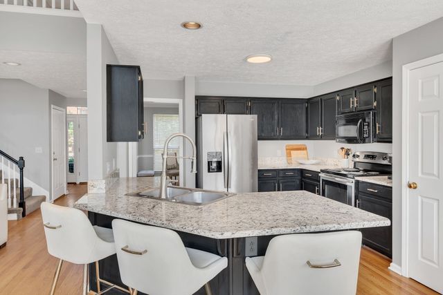 121 Rose Garden Ln, Goodlettsville, TN 37072