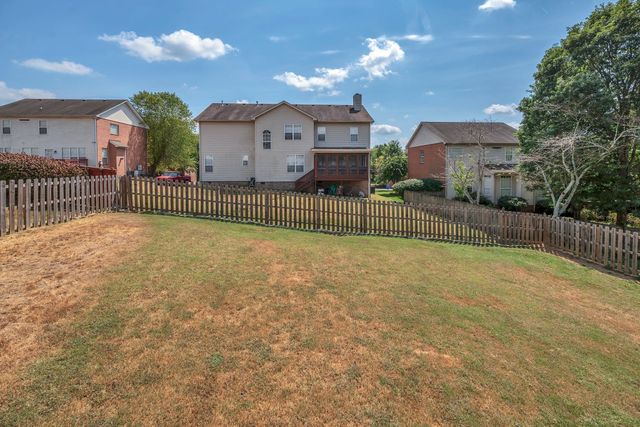 121 Rose Garden Ln, Goodlettsville, TN 37072