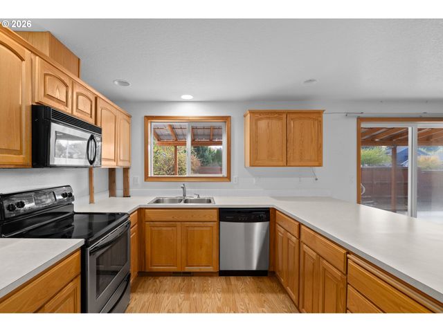 4388 Se PINE Way, Hillsboro, OR 97123