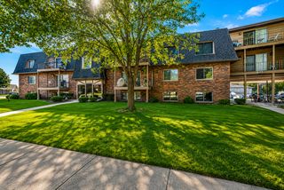 444 Cavalier Court 3-1, West Dundee, IL 60118