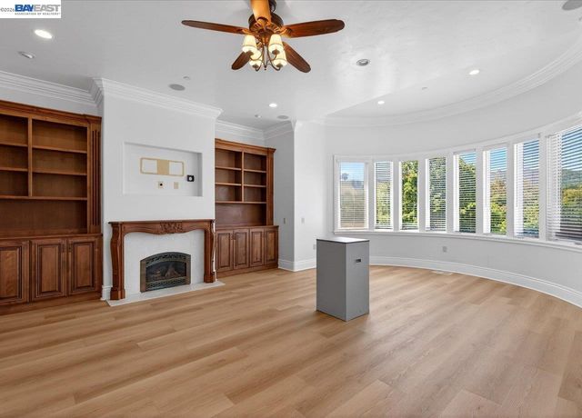 920 Happy Valley Rd, Pleasanton, CA 94566