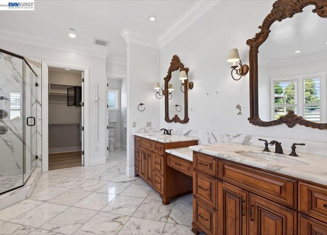 920 Happy Valley Rd, Pleasanton, CA 94566