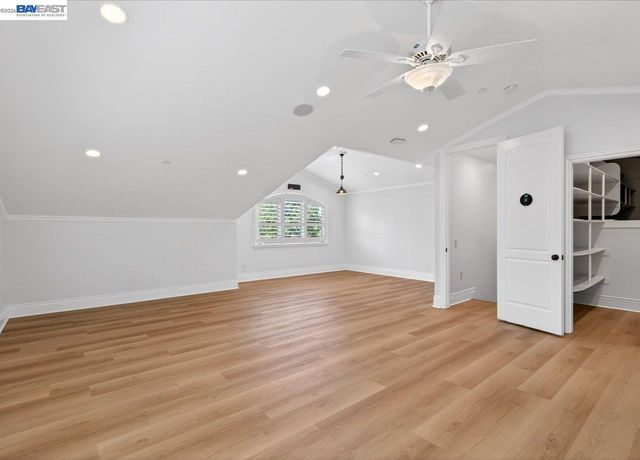 920 Happy Valley Rd, Pleasanton, CA 94566