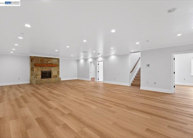 920 Happy Valley Rd, Pleasanton, CA 94566