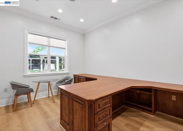 920 Happy Valley Rd, Pleasanton, CA 94566