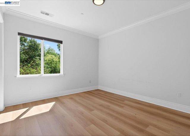 920 Happy Valley Rd, Pleasanton, CA 94566