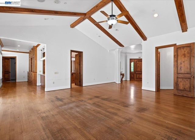 920 Happy Valley Rd, Pleasanton, CA 94566