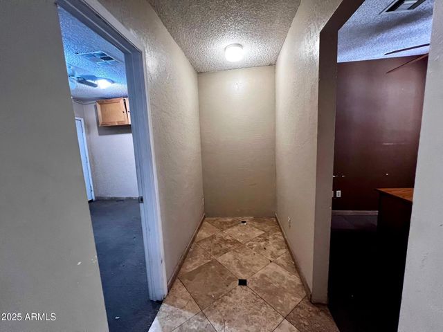 16 E HATCHER Road, Phoenix, AZ 85020