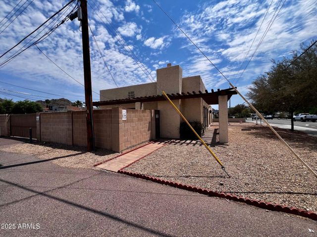 16 E HATCHER Road, Phoenix, AZ 85020