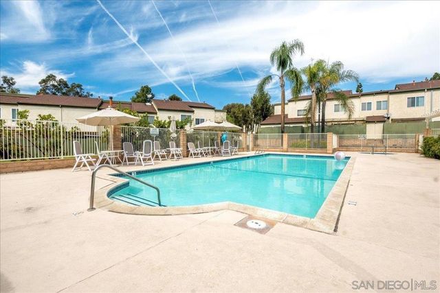 7200 Melody Ln 2, La Mesa, CA 91942