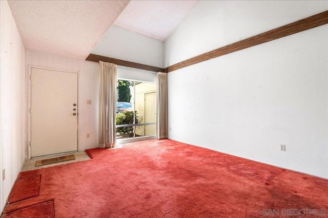 7200 Melody Ln 2, La Mesa, CA 91942