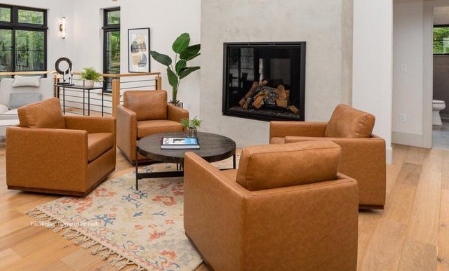 208-1 Carley Road, Peterborough, NH 03458