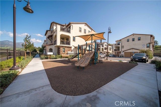 105 Lugo Ln, Mission Viejo, CA 92692