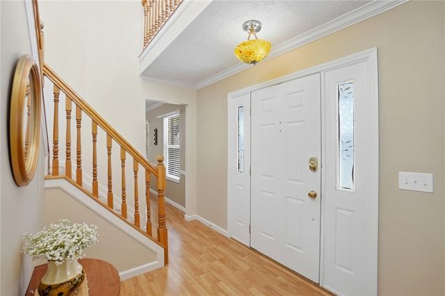 6822 Wintergreen Place, Huber Heights, OH 45424