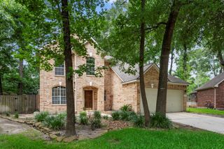 15 Capshaw Court, The Woodlands, TX 77385