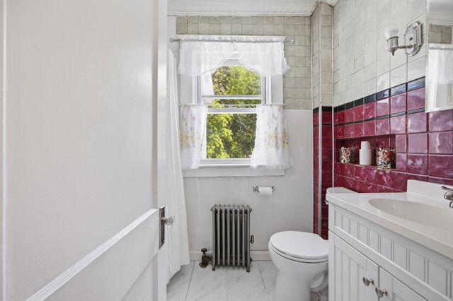 18 Fifield Street, Nashua, NH 03060