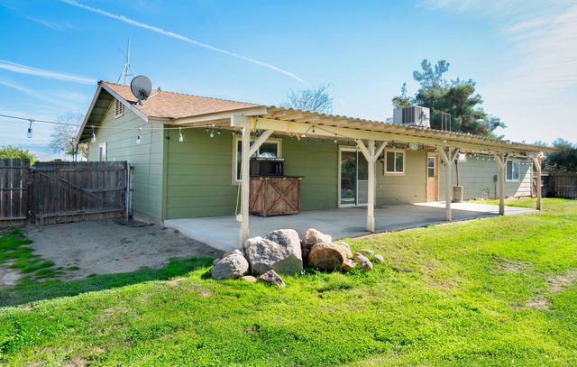36705 144 Road, Visalia, CA 93292