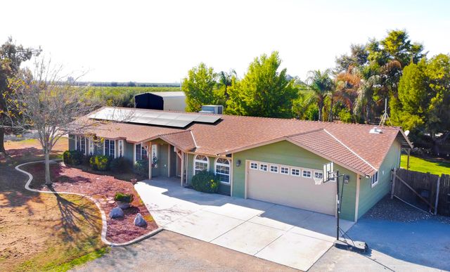 36705 144 Road, Visalia, CA 93292