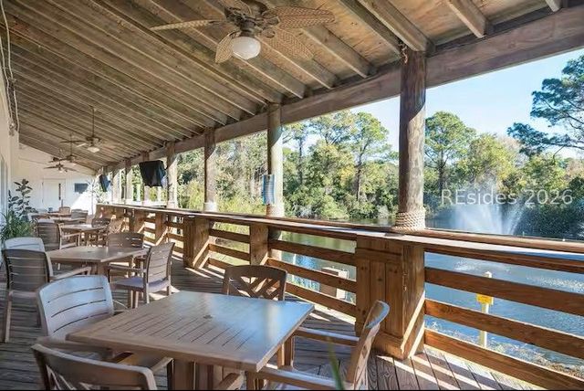 40 Folly Field Rd Apt E17, Hilton Head Island, SC 29928