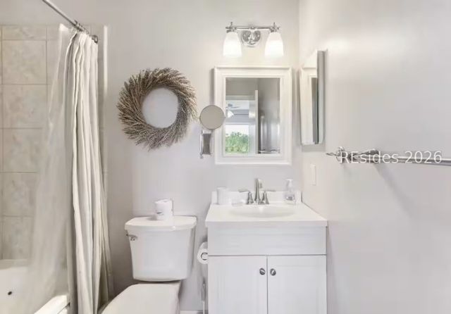 40 Folly Field Rd Apt E17, Hilton Head Island, SC 29928
