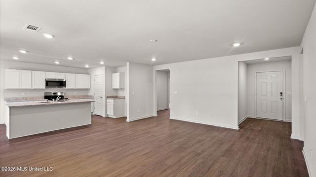 268 Raulston Drive, Byram, MS 39272