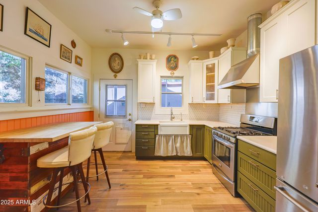 111 CLAWSON Avenue, Bisbee, AZ 85603