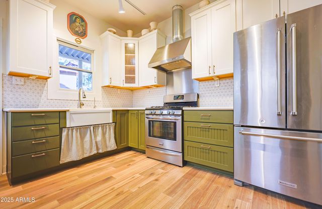 111 CLAWSON Avenue, Bisbee, AZ 85603