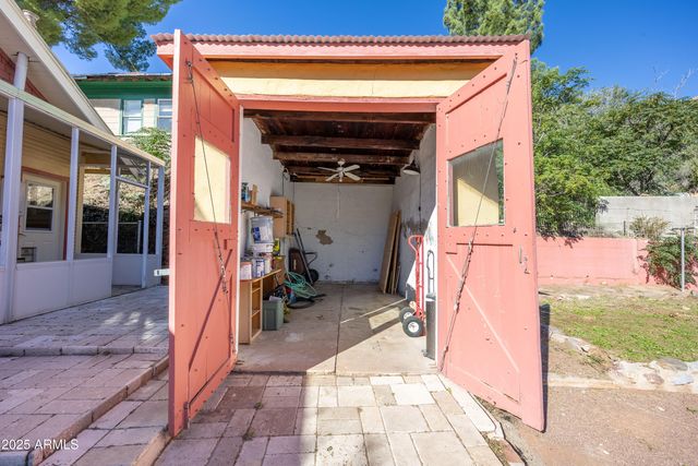111 CLAWSON Avenue, Bisbee, AZ 85603