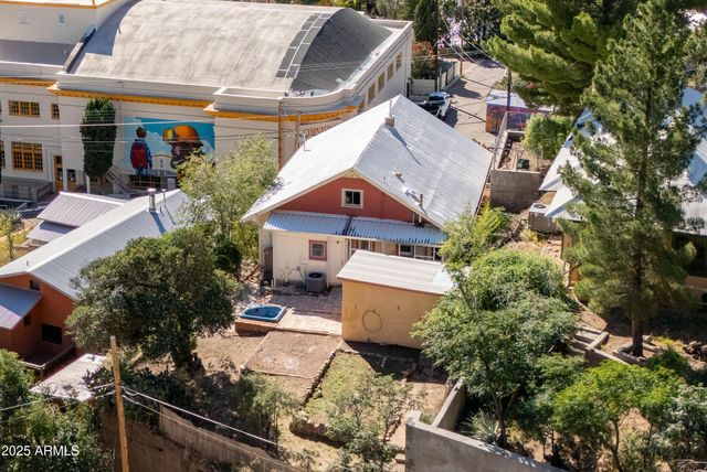 111 CLAWSON Avenue, Bisbee, AZ 85603