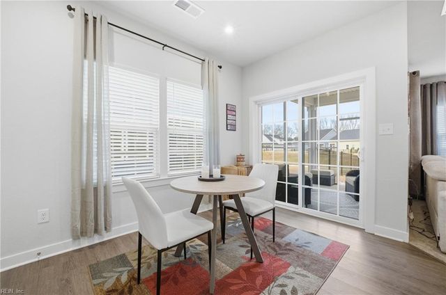 2104 Mainsail DR, Carrollton, VA 23314