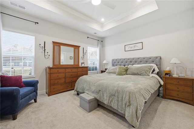 2104 Mainsail DR, Carrollton, VA 23314