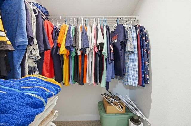 2104 Mainsail DR, Carrollton, VA 23314