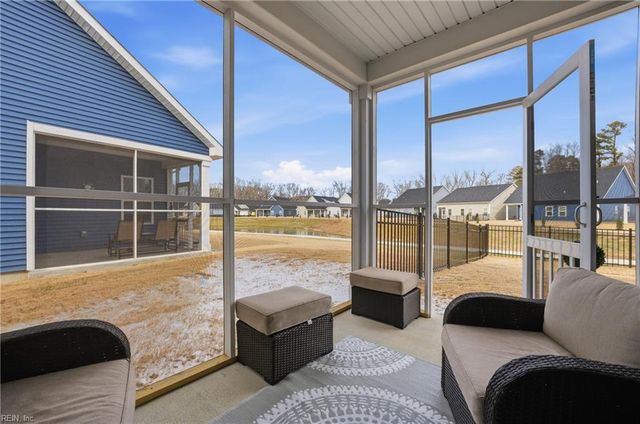 2104 Mainsail DR, Carrollton, VA 23314