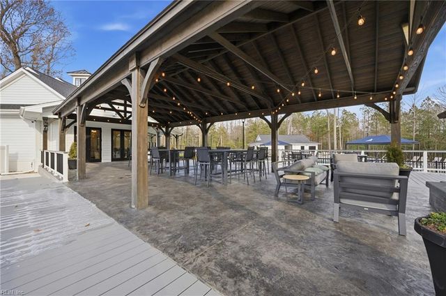 2104 Mainsail DR, Carrollton, VA 23314