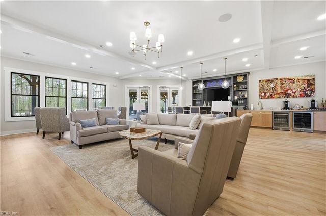 2104 Mainsail DR, Carrollton, VA 23314