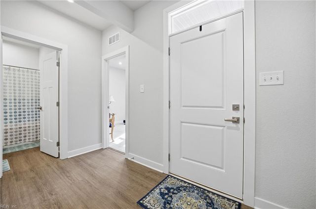 2104 Mainsail DR, Carrollton, VA 23314