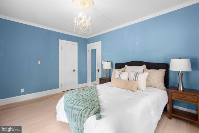 1217 BRENT ST, Fredericksburg, VA 22401
