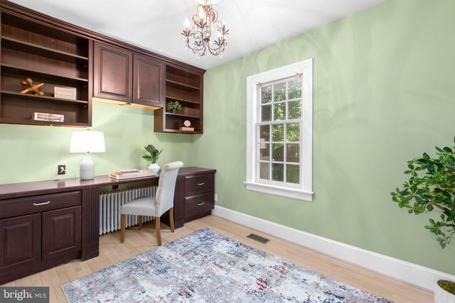 1217 BRENT ST, Fredericksburg, VA 22401