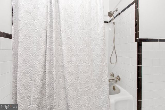 1217 BRENT ST, Fredericksburg, VA 22401