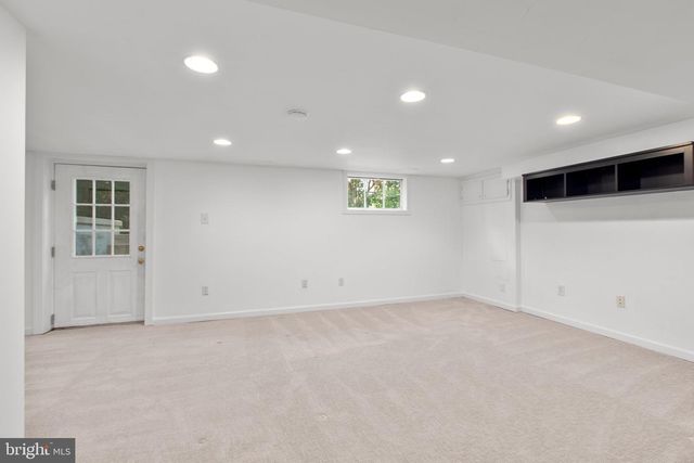 1217 BRENT ST, Fredericksburg, VA 22401