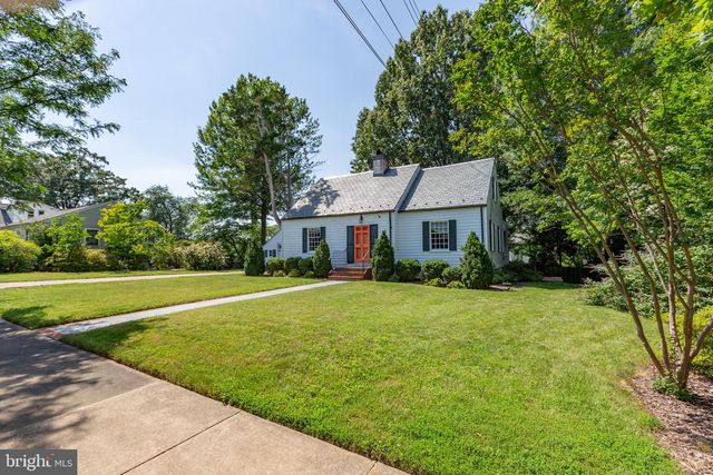 1217 BRENT ST, Fredericksburg, VA 22401