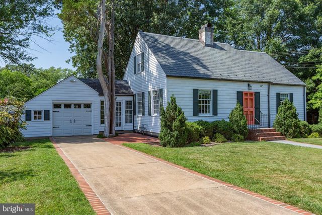 1217 BRENT ST, Fredericksburg, VA 22401