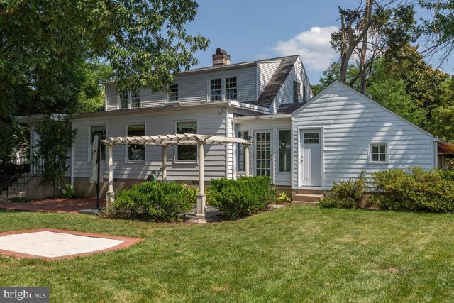 1217 BRENT ST, Fredericksburg, VA 22401