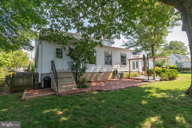 1217 BRENT ST, Fredericksburg, VA 22401
