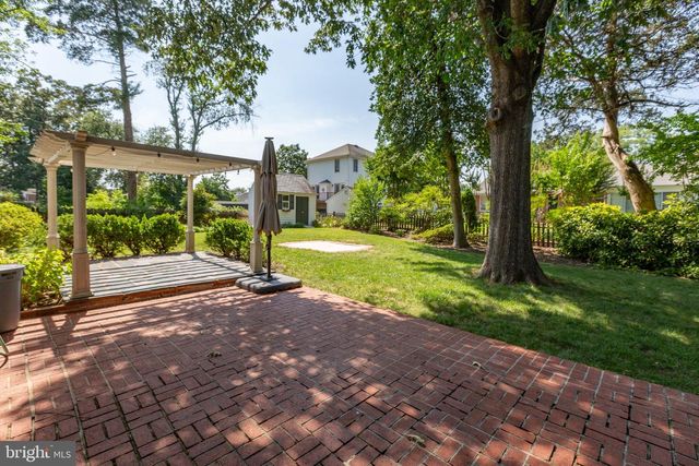 1217 BRENT ST, Fredericksburg, VA 22401