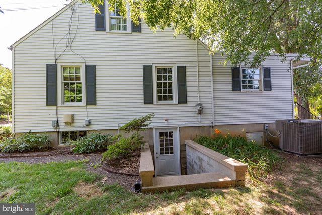 1217 BRENT ST, Fredericksburg, VA 22401