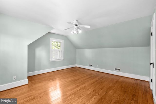 1217 BRENT ST, Fredericksburg, VA 22401