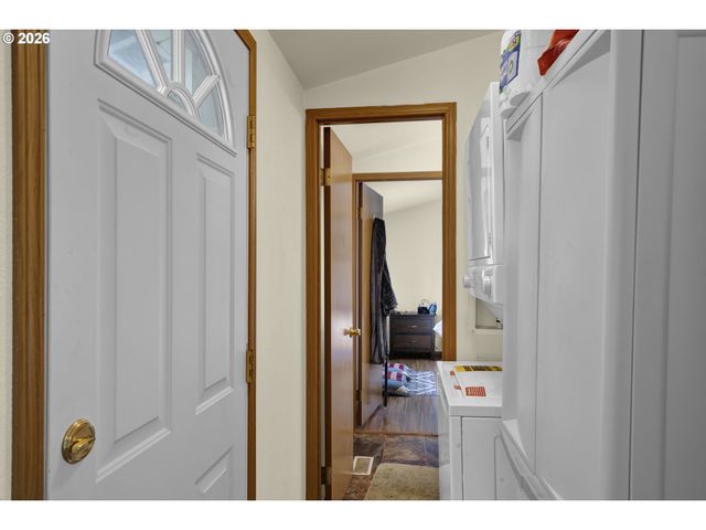 90 OUTER Dr, Florence, OR 97439