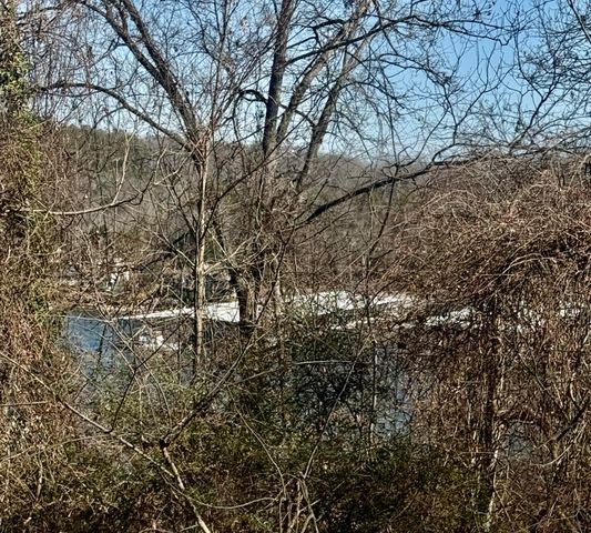 6442 Bayshore Drive, Harrison, TN 37341